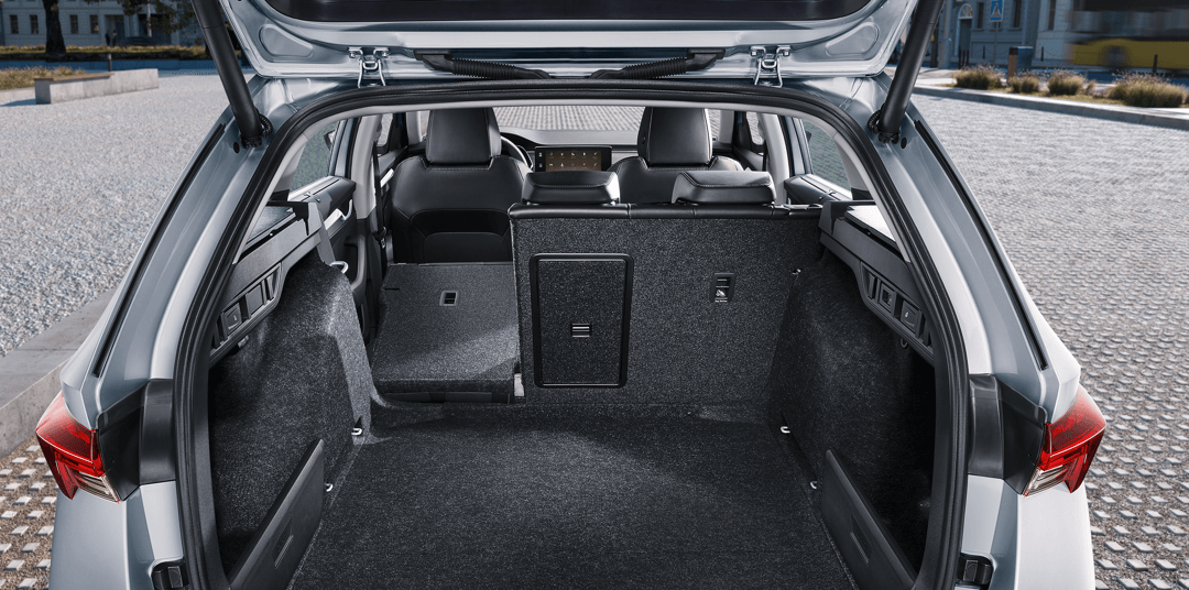 Model ponúka ešte väčší vnútorný a batožinový priestor, ktorý narástol až na 640 l.